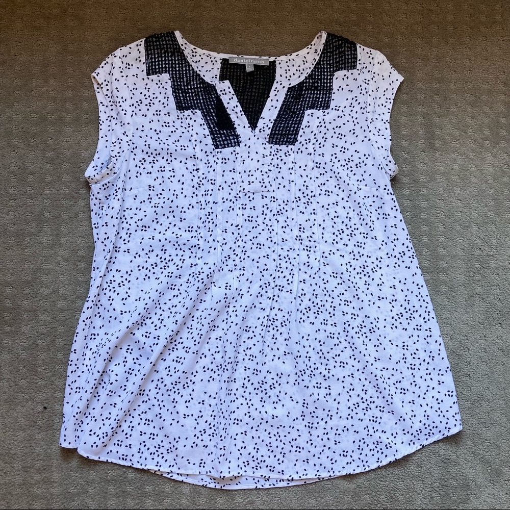 Daniel Rainn Mixed Material Maternity Blouse